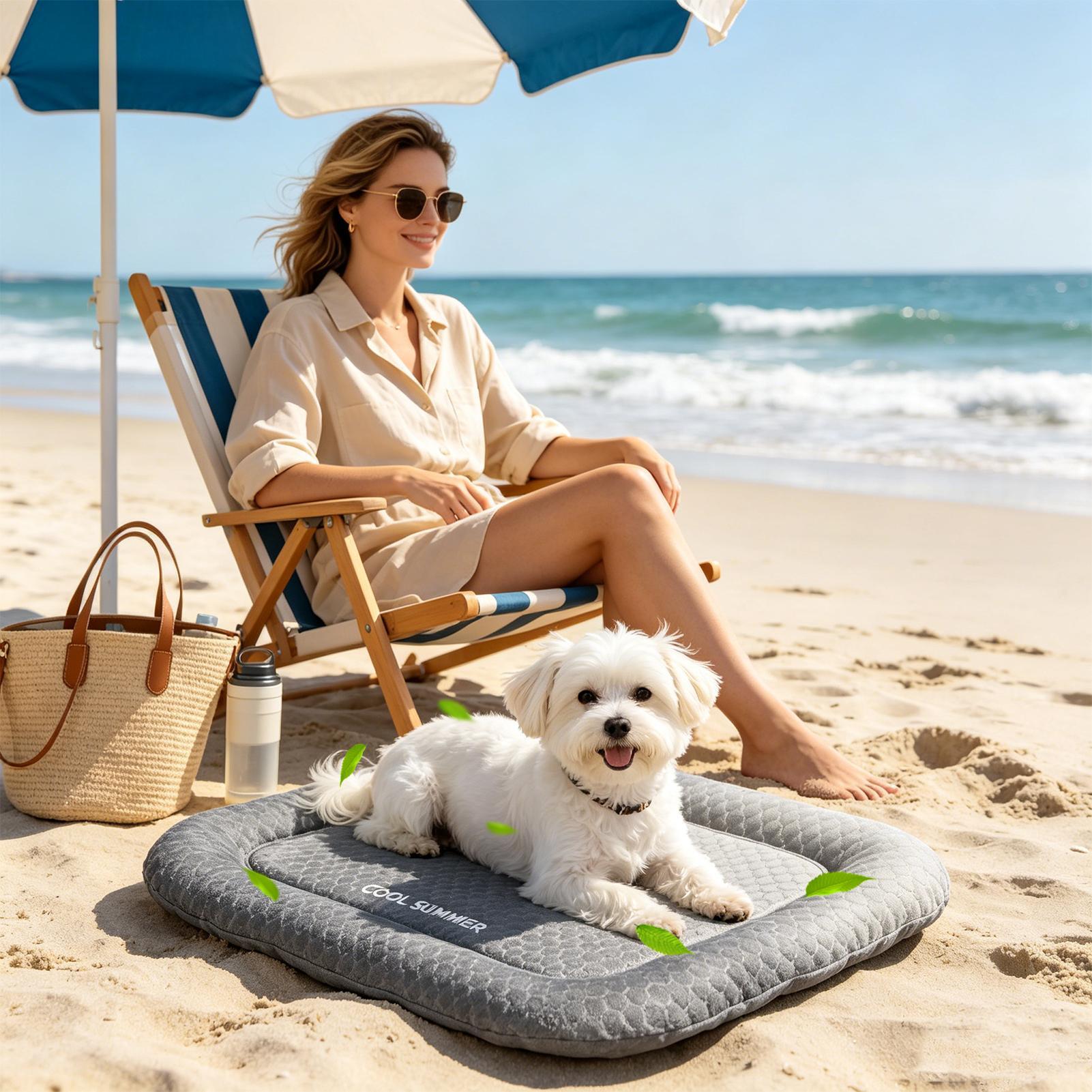 Outdoor Camping Dog Kennel - 犬用冷却マット ポータブル滑り止めケネルパッド 猫用冷却マット 子犬用 動物用 室内屋外旅行