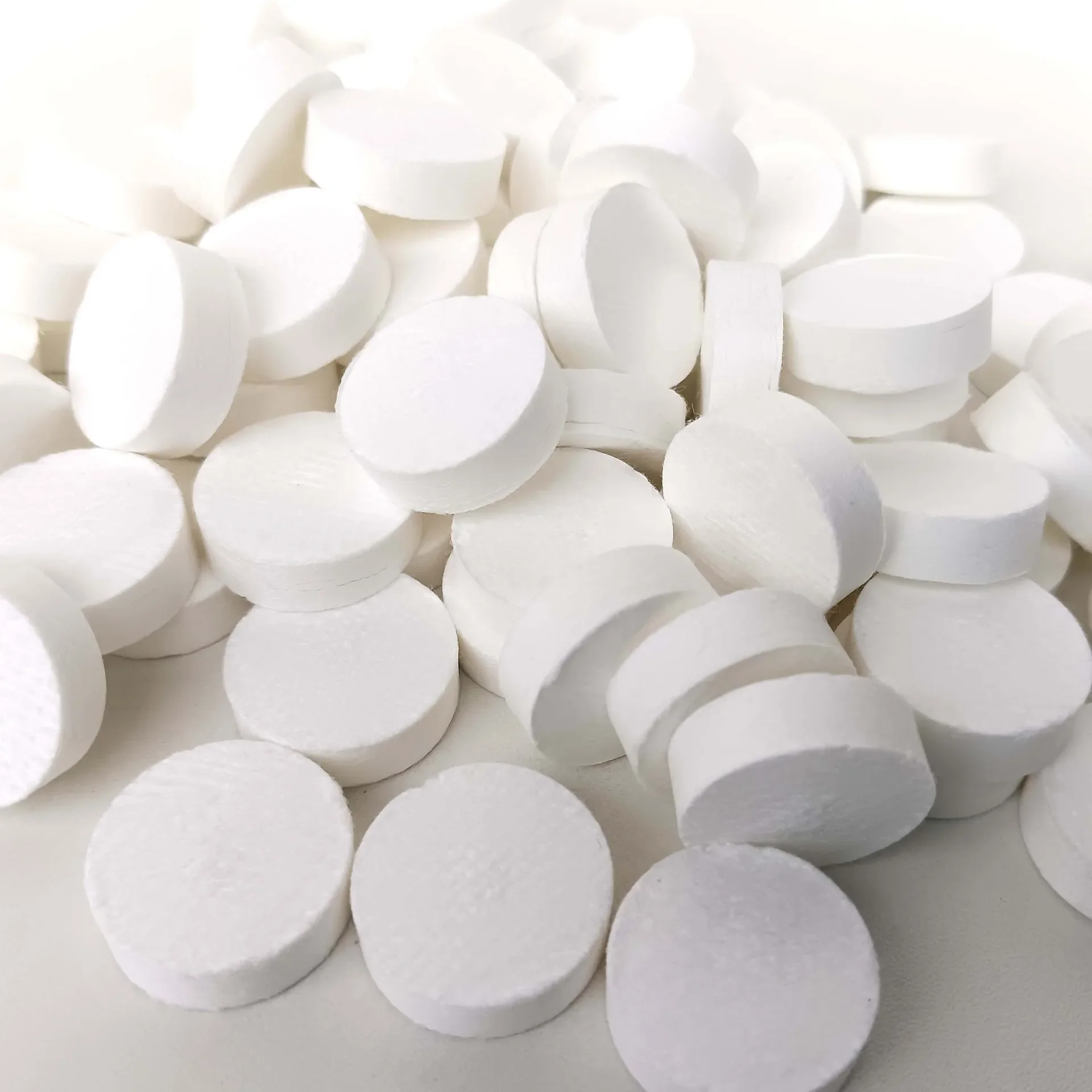 50枚入り使い捨て圧縮タオル コインティッシュ 旅行用携帯ミ - Outdoor Camping Bbq のレビューと価格
