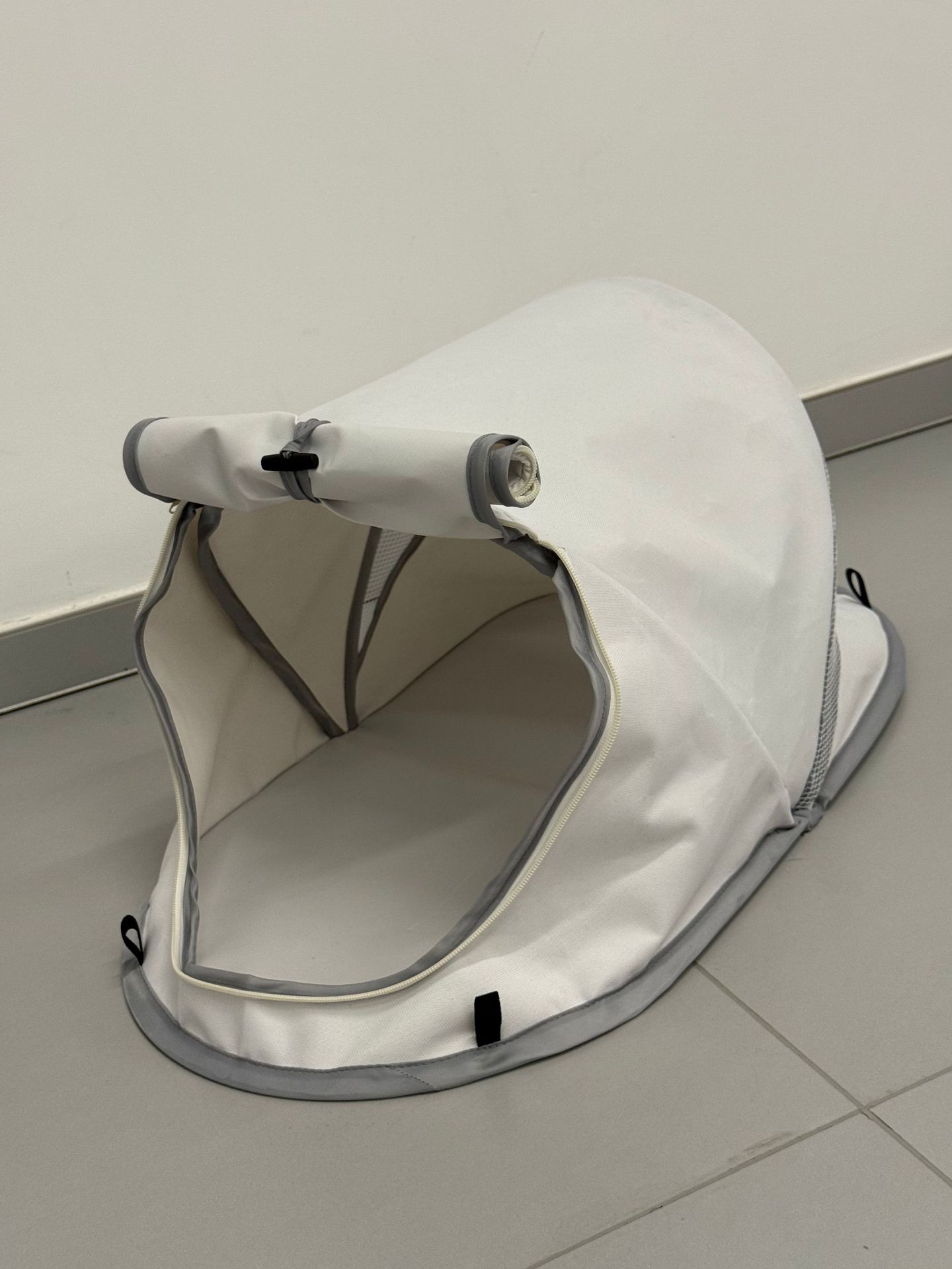 折りたたみ式ペットテント 携帯用犬猫ハウス 軽量 室内/屋外 - Outdoor Camping Dog Kennel のレビューと価格